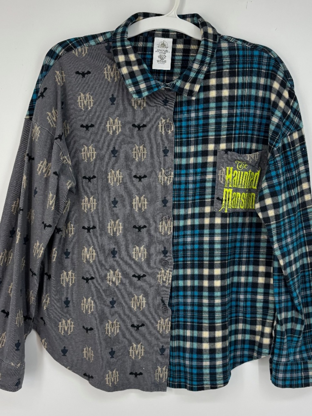 Disney Haunted Mansion Womens Large Button Front Shirt Gray Blue Plaid Long Slv